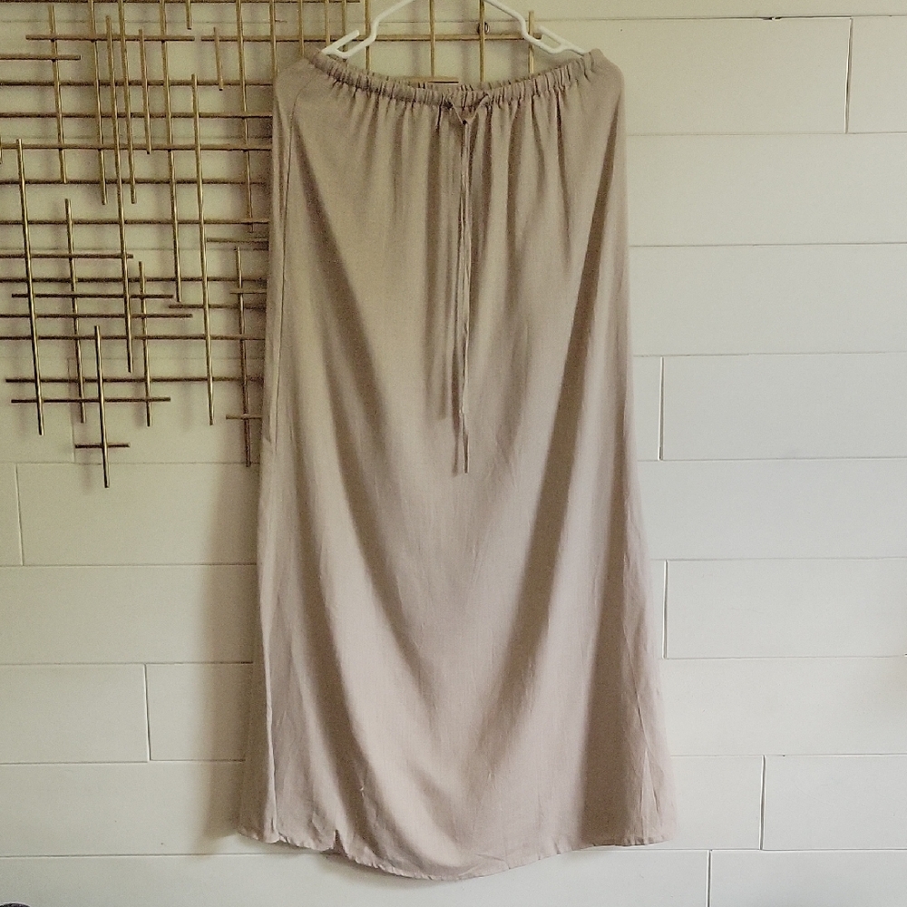 SHEIN Light Beige Maxi Skirt